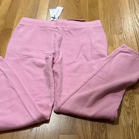 UGG Pink Daniella Sweatpants joggers NWT size large,light pink pockets - Picture 6 of 7